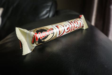 Dundee supermarket worker sells 11-year-old Mars Delight bar for £50 ...