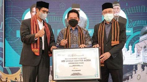 Dukung Pengembangan Usaha Rakyat Bsi Luncurkan Umkm Center Pertama Di