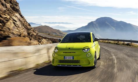 Abarth 500e El Escorpión se electrifica con 155 CV de potencia