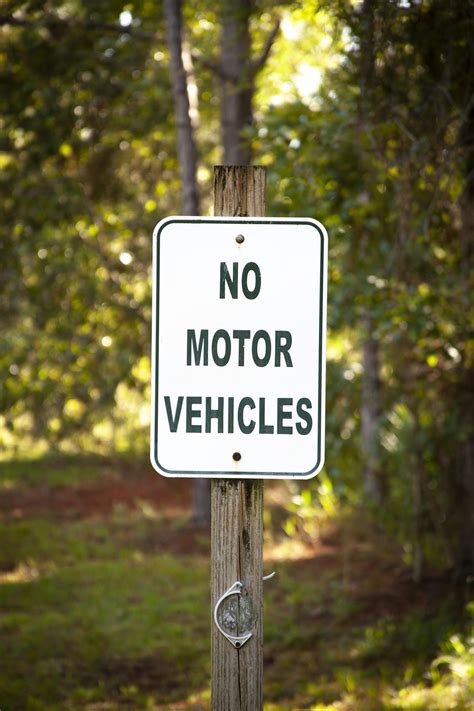 No Motor Vehicles SignageFree Stock Photo