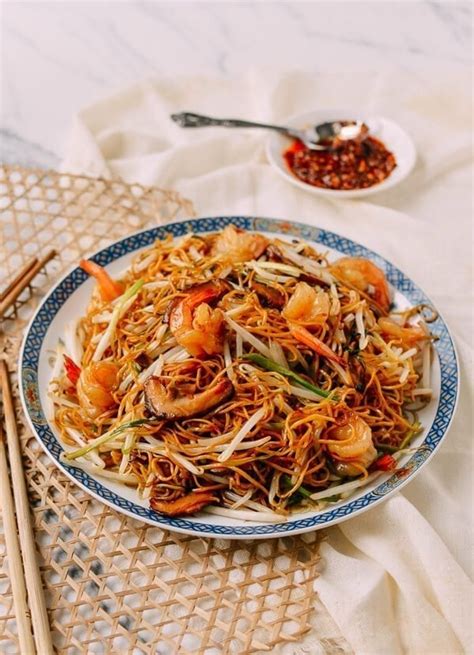 Hong Kong-Style Shrimp Chow Mein Noodles - The Woks of Life