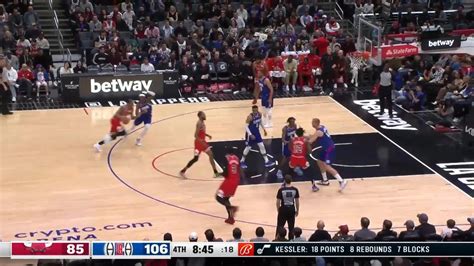 DeMar DeRozan with a dunk vs the LA Clippers - Yahoo Sports