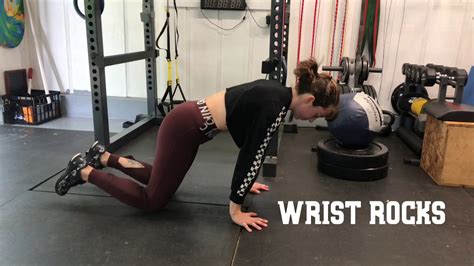 Crossfit Warm Up Use Gymnastics To Prepare For A Workout Youtube