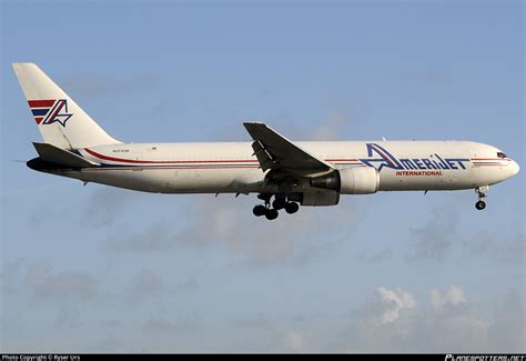 N Cm Amerijet International Boeing Er Bdsf Photo By Ryser Urs