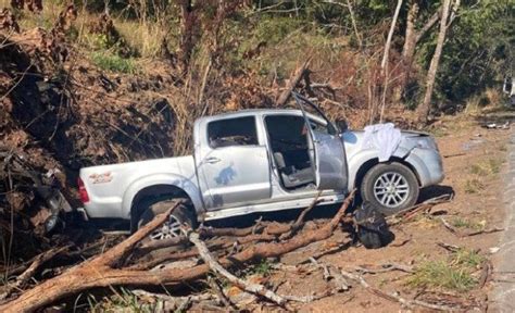 Colis O Na Br Entre Camionete E Carreta Acaba Vitimando Morador De