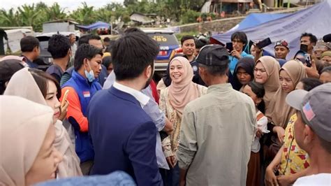 Haru Tangis Orang Orang Cianjur Sambut Lesti Kejora Sambangi Cianjur