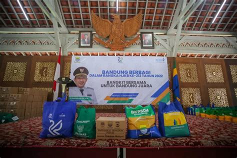 Bandung Berbagi Dan Doa Bersama Isi Rangkaian Kegiatan Hjkb Ke 212