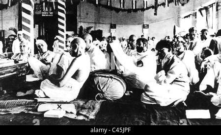 Mahatma Gandhi and Jawaharlal Nehru, 1942 (b/w photo Stock Photo - Alamy