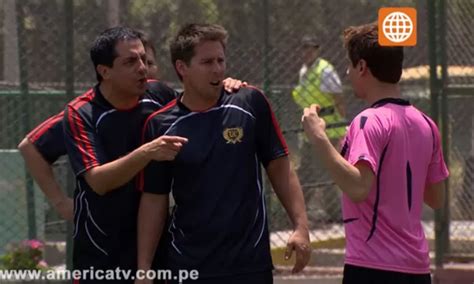 Al fondo hay sitio Amigo gay de Nicolás se apareció en partido de Pepe y Tito