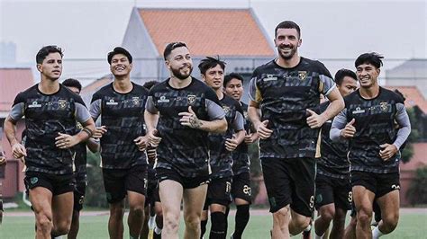 Berita Persebaya Hari Ini Populer Latihan Khusus Jelang Lawan Persita