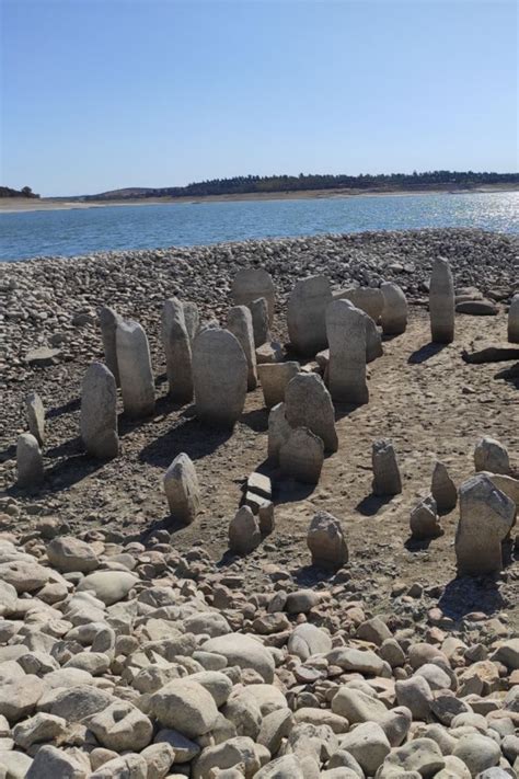 El Dolmen De Guadalperal El Stonehenge Espa Ol Que Aparece Y Desaparece