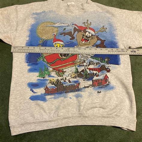 Vintage Looney Tunes Taz Tweety Bird Sweatshirt Crewn Gem