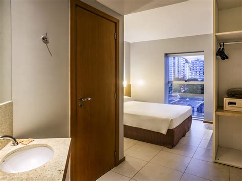 Quarto Classic Single Ibis Styles Belém do Pará Hospeda Eventos