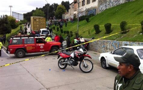 Al Menos Siete Muertos En Accidente De Tránsito La Autopista La Paz El