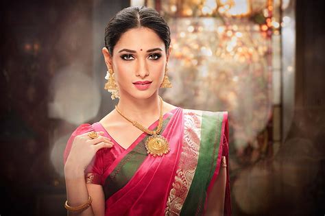 Online Crop Hd Wallpaper Tamannaah Traditional 4k Saree South