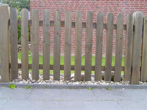 picture wood fence