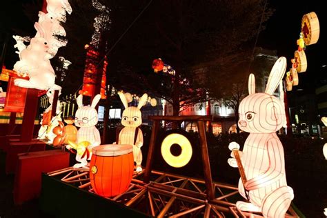 Welcome to China Town Festivals – Book Events