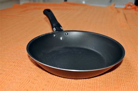 picture black kitchen pan baking