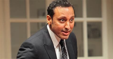 Aasif Mandvi is 'Disgraced' on stage