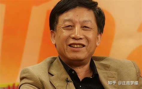 记者问易中天名字是真的吗没听过男不带天女不带仙 知乎