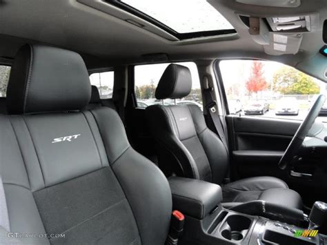 2007 Jeep Grand Cherokee Srt8 Interior