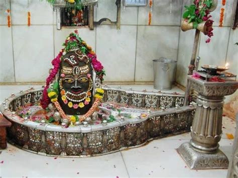 Mahakaleshwar Mandir At Ujjain Reopens For Devotees Newsbharati