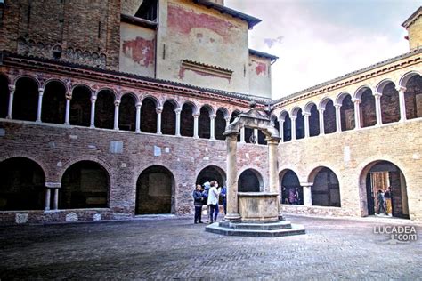 La Finestrella Di Via Piella La Venezia Di Bologna