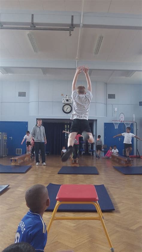 Year 2 Gymnastics | Earl Spencer Primary School Blog