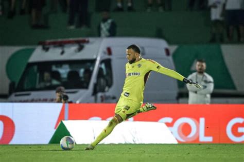 Bahia mira goleiro do Atlético e faz proposta milionária