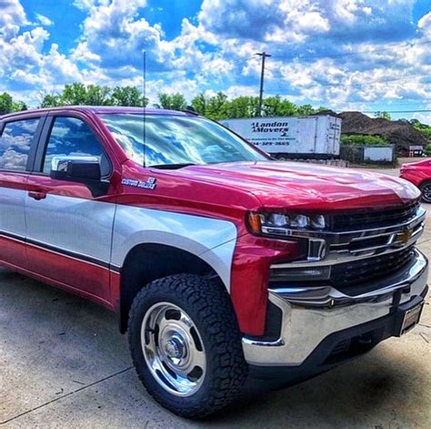 Two Tone 2019 Chevy Silverado