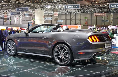 Ford Mustang Convertible VI 2.3 EcoBoost (317 Hp) 2015 - 2017 Specs and Technical Data, Fuel ...