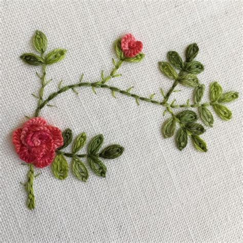 I Ve Been Experimenting With Cast On Stitch Roses I Did This All With