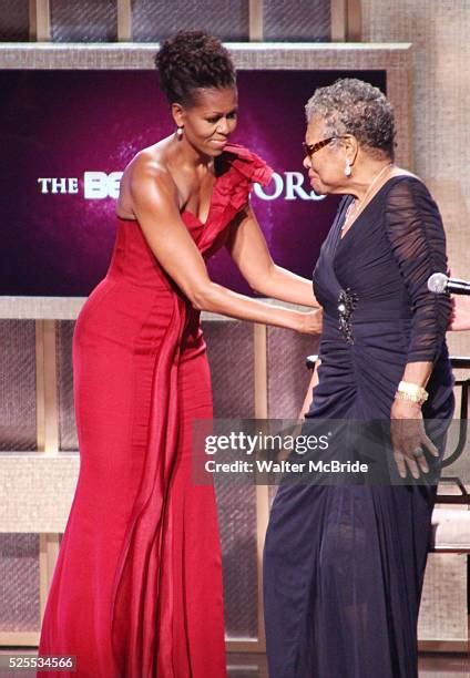 46 Michelle Obama Maya Angelou Photos And High Res Pictures Getty Images