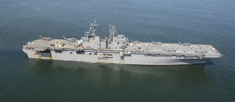 Atlantic Ocean Sept The Amphibious Assault Ship Uss Iwo Jima