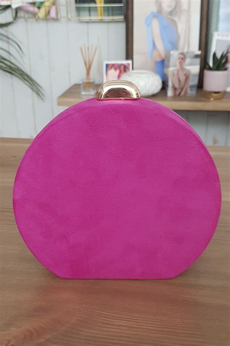 Bolso De Fiesta De Ante Rosa Fucsia Con Botones Dorados