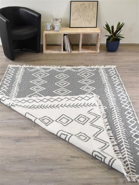 Tapis Kilim BERBA REVERSIBLE En Coton OEKO TEX Ecru Kiabi 124 99