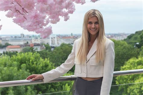 Weisz Fanni Szerelmes ő Rabolta El A Szívét Borsonline