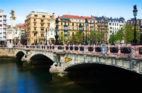 Maria Cristina Bridge Over Urumea River In Sant Sebastian Stock Photo