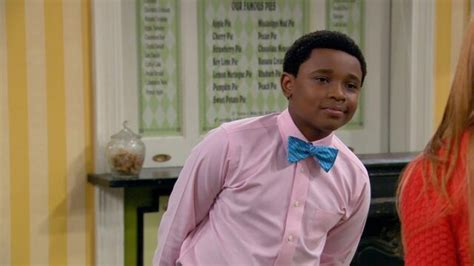 Watch The Haunted Hathaways Haunted Date S2 E15 Tv Shows Directv