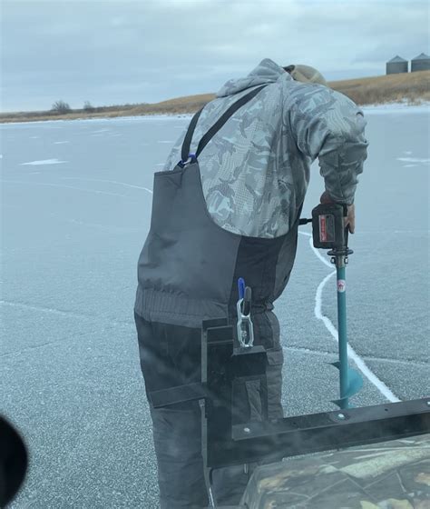 Devils Lake Ice Fishing Report-December 16th, 2020 - Mike Peluso Outdoors