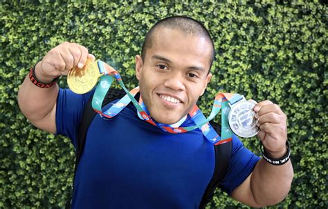 Herbert Aceituno Volvi Al Pa S Con Medallas De Oro Y Plata Diario La