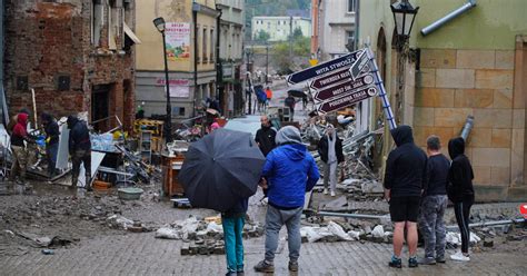 Koszty PZU idą w setki milionów Winna powódź w Polsce Wiadomości