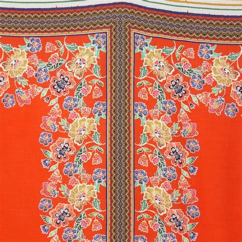 Panneau De Tissu En Viscose Orange Vif Motif Floral