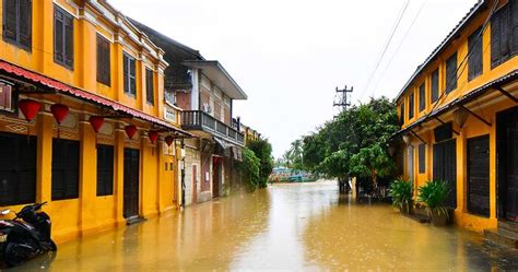 I Travelled To Hoi An Vietnam And Took Pictures To Show What Peoples