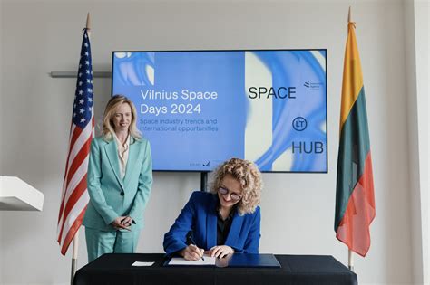 Artemis Accords Reach 40 Signatories As NASA Welcomes Lithuania Air