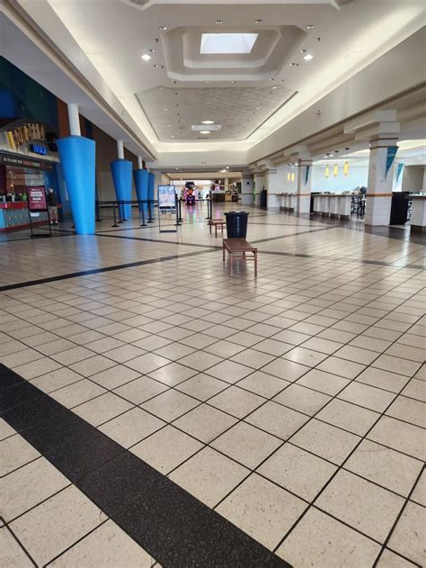 Merritt Square Mall (Merritt Island, FL) : r/deadmalls