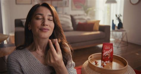 Lindts Super Bowl 2024 Commercial Includes A Perry Como Classic Ad Age