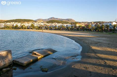 Rethymno Town Beach: Photos, Map | Greeka