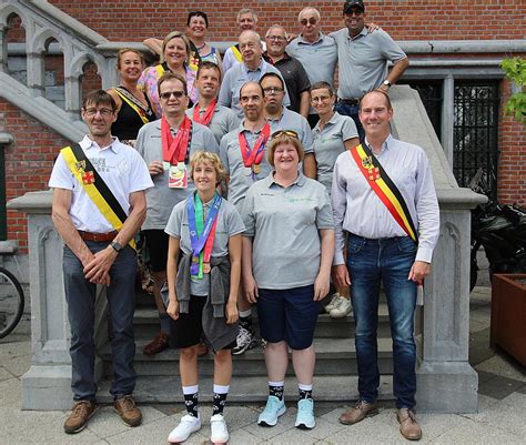 Special Olympics Team Vierklaver Ontvangt Grootste Applaus Tijdens