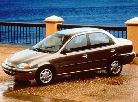 Used 1997 Geo Metro Lsi Sedan 4d Prices Kelley Blue Book